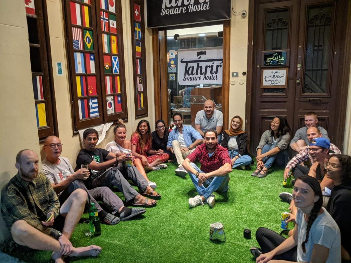 Tahrir Square Hostel Кайро Екстериор снимка