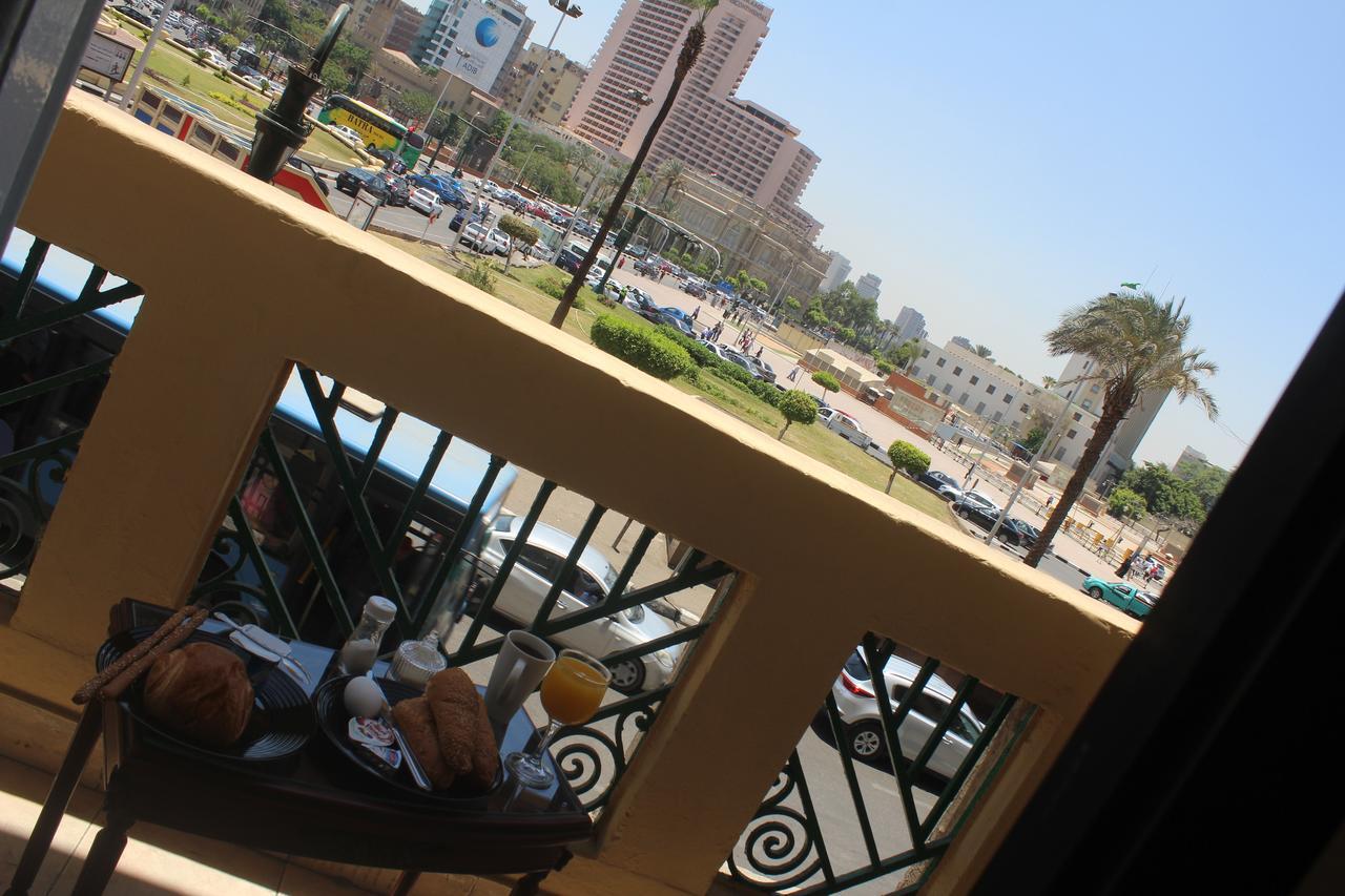 Tahrir Square Hostel Кайро Екстериор снимка